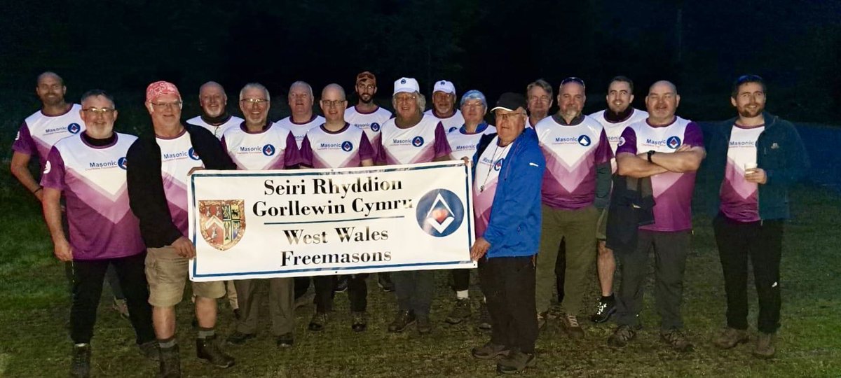 Tough day but proud to be in it, great bunch of lads raising money for the #charity the Welsh 3 Peaks in 24 hrs. Walking as 1 group of 30-70 yr olds, we got it done &amp; made bigger friendships.
Big thanks to all that sponsored me &amp; the rest of the team🫶🥰