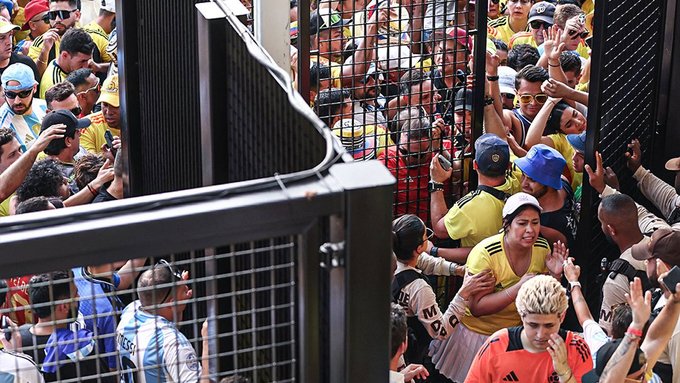 দ্বিতীয় দফায় পেছাল আর্জেন্টিনা-কলম্বিয়া ফাইনাল