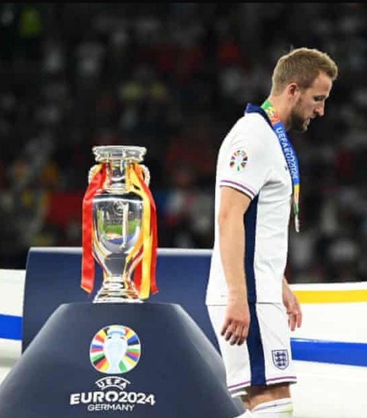 SecondCaptains's tweet photo. By the time the next World Cup rolls around England will have been waiting, expecting, hoping to win a men’s football tournament for 60 years. 

Sixty. It’s quite incredible.

https://t.co/lptQ47gdov https://t.co/Yd4RGeSDsM