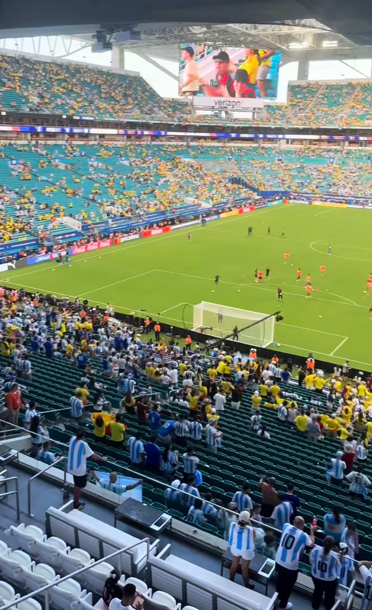 HeySamu86's tweet photo. @elcoloaL Despues de las 9 dicen aca! 🤷🏻‍♂️🤷🏻‍♂️ segun yo nica inicia antes de las 930. https://t.co/iWCxG0W1YK