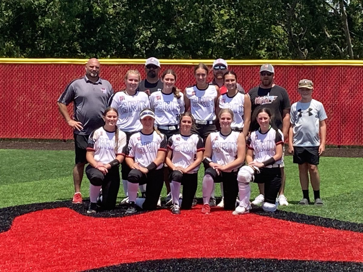 Another great weekend here at the MAC softball field.  
Thanks, to all the players, coaches, and parents that came out and participated and endured the crazy heat!! 

Louisville Lady Sluggers  pulled off the 1-0 win in the decisive game this afternoon. Congratulations!!