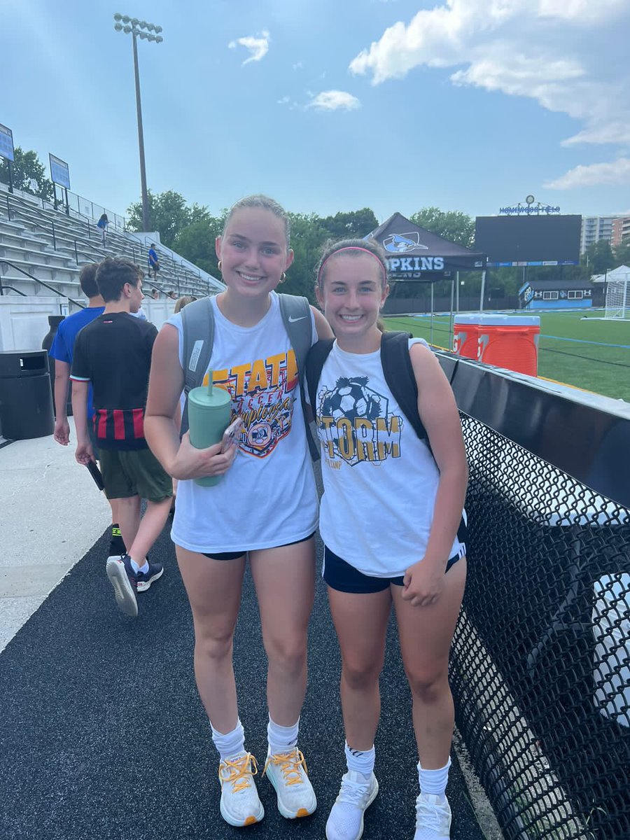 Hayden_Ashby12's tweet photo. I had such a great time at the @HopkinsWSoccer ID camp this weekend. Thank you to each of the coaches and players for withstanding the insane heat with us! https://t.co/xECS0LTjxU
