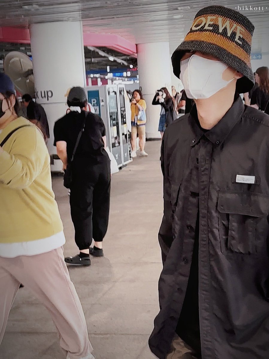 bikkott's tweet image. 240715 ICN 입국

수고했어🥰오늘 기분이 좋네요

@AllRiseSilver
#은혁 #이혁재 #EUNHYUK
#슈퍼주니어DnE #슈퍼주니어
#SUPERJUNIOR