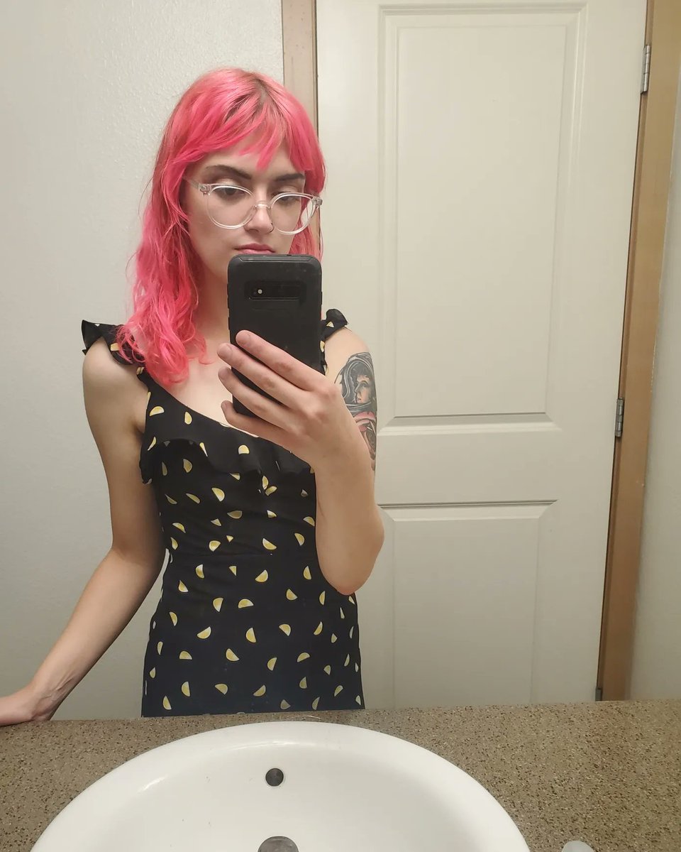 OopsItsCarls's tweet photo. Can't believe I'm 26 👀 Thank you all for the birthday wishes and to those that celebrated with me yesterday! I had a wonderful birthday. https://t.co/EFvF0ur8dL