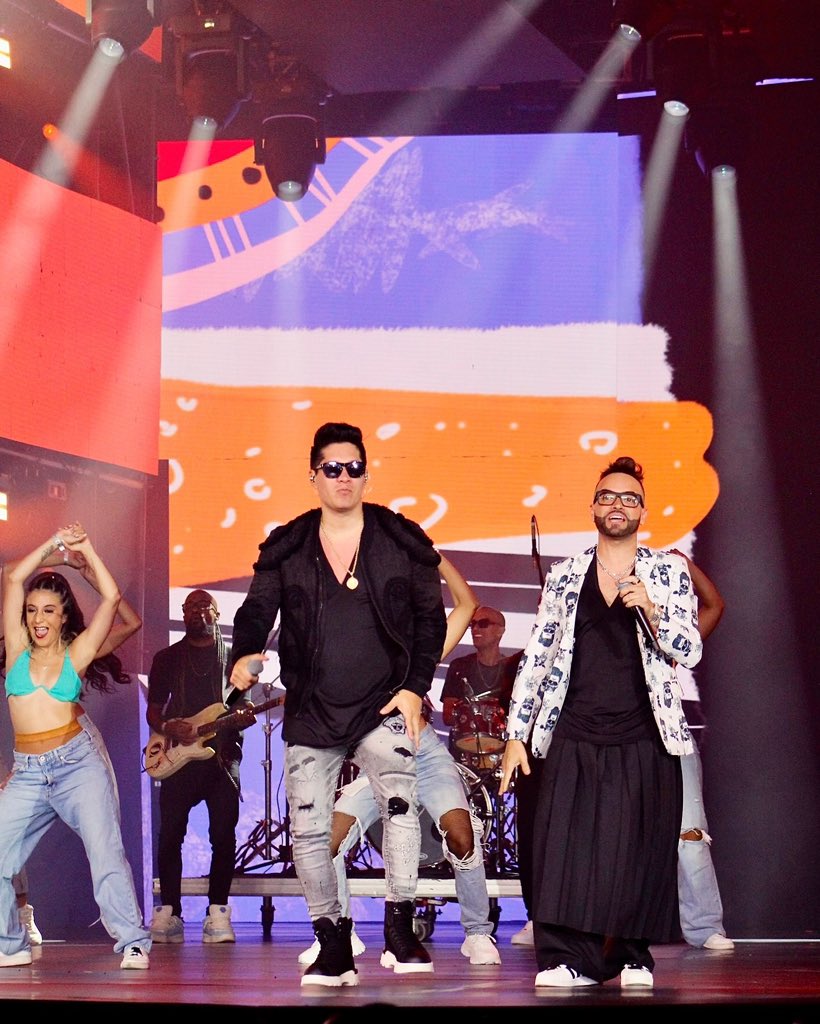 nacholacriatura's tweet image. Hermandad #eternos #eternostour