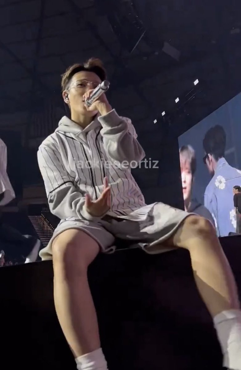 1107wrld's tweet photo. omgg https://t.co/SDEzp5fSsO