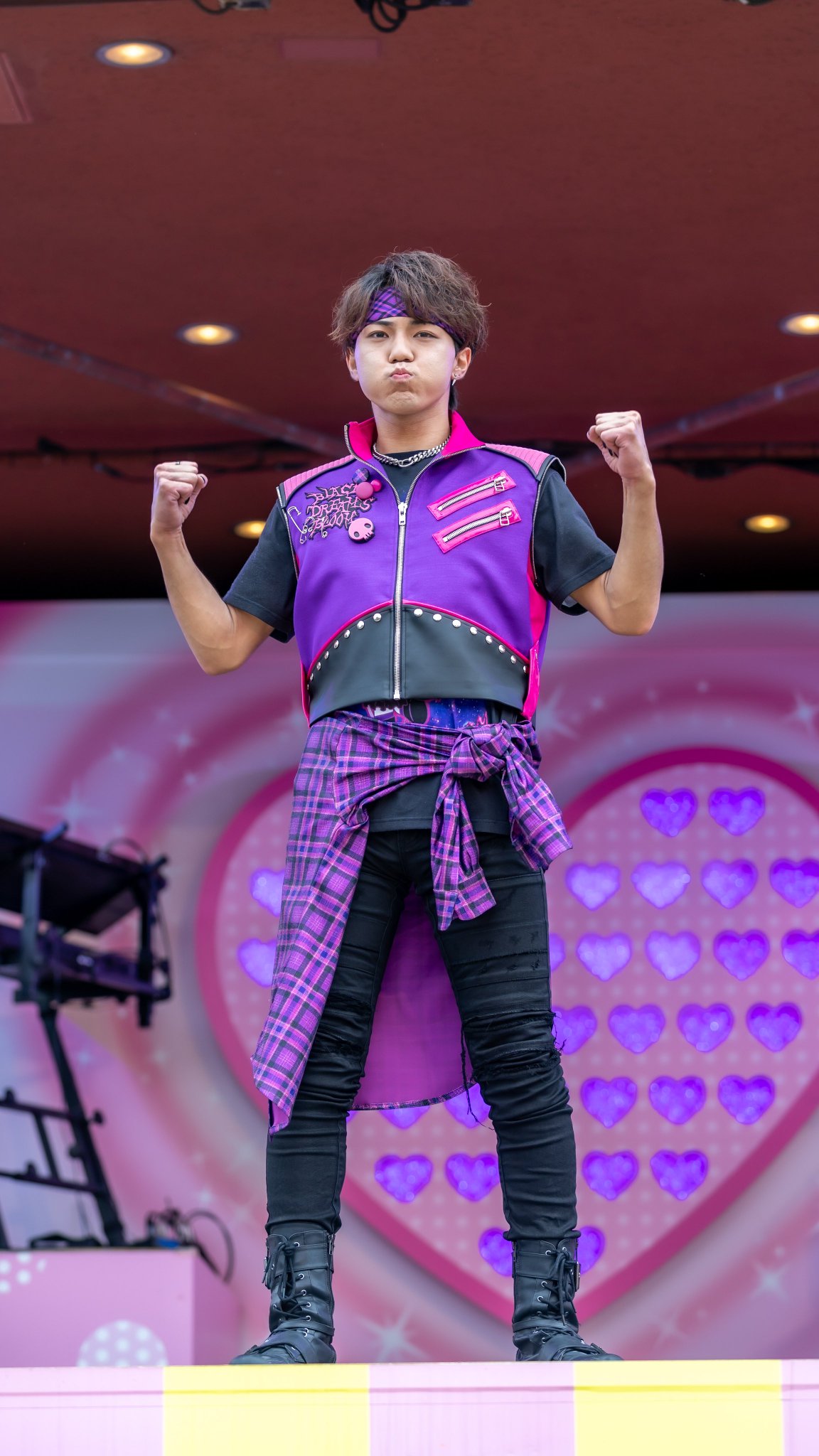 非売品・限定物 未開封TikTok LIVE ユニバクッション dai on X: 