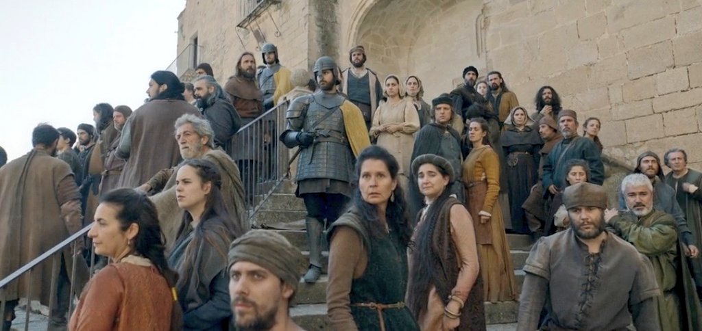 Mayham_H's tweet photo. Criston: "Behold the traitor dragon Meleys"

The people: "This is an abomination. Rhaenyra will answer this" #HouseOfTheDragon https://t.co/PMzEQTDqHA