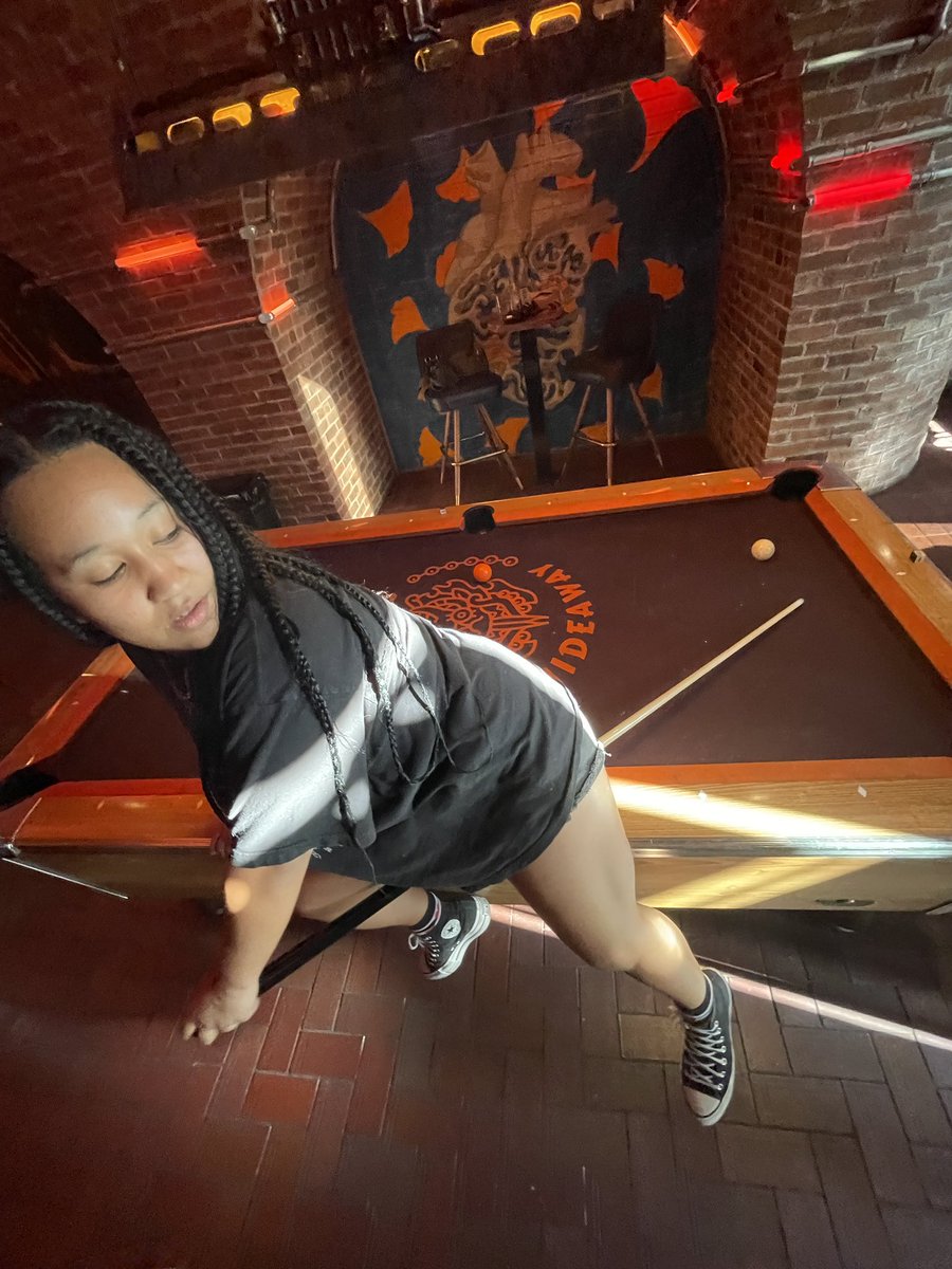youngtiddy's tweet photo. played some pool earlier https://t.co/czW8i26MBX