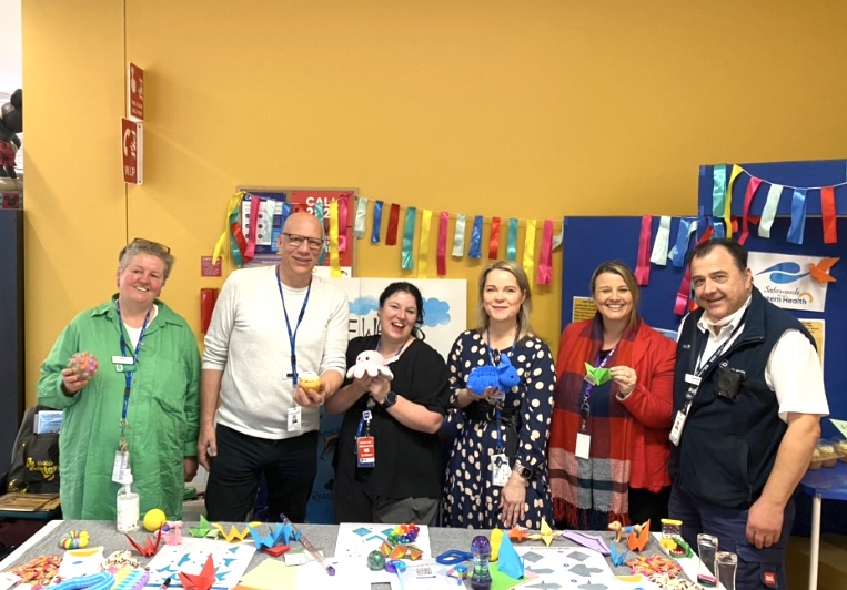 On July 10 Janine Davies from Safer Care Victoria joined Eastern Health’s International Safewards Day celebrations. Thanks to all for championing the Safewards model in everyday practice. Let’s continue to create calm, compassionate, and safe environments.