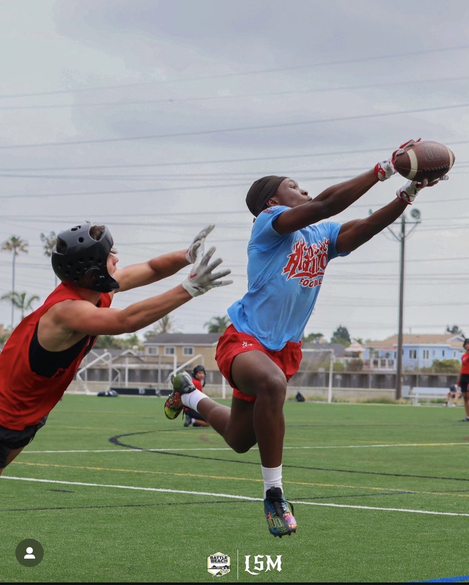 JamesBishop_9's tweet photo. Showing Out at Battle of the Beach !. Great competition had a fun time competing with my boys this weekend.💯🔥💪🏾 @LSM_714 @LosAlFootball @bruce_bible @ocvarsityguy https://t.co/pqyQ7fmTpS
