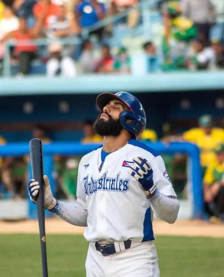 Roilancu1's tweet photo. Tremendo espectáculo. Estamos muy felices con la actuación de nuestro Equipo #Industriales: El #Team505.
Felicidades a #LaHabanaDeTodos!
#ModoAzul
#LaHabanaViveEnMí https://t.co/PpviXrmURK