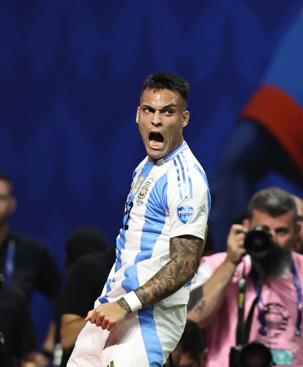 moryttaa's tweet photo. ronda de petes a lautaro https://t.co/YQgTrF8YO6