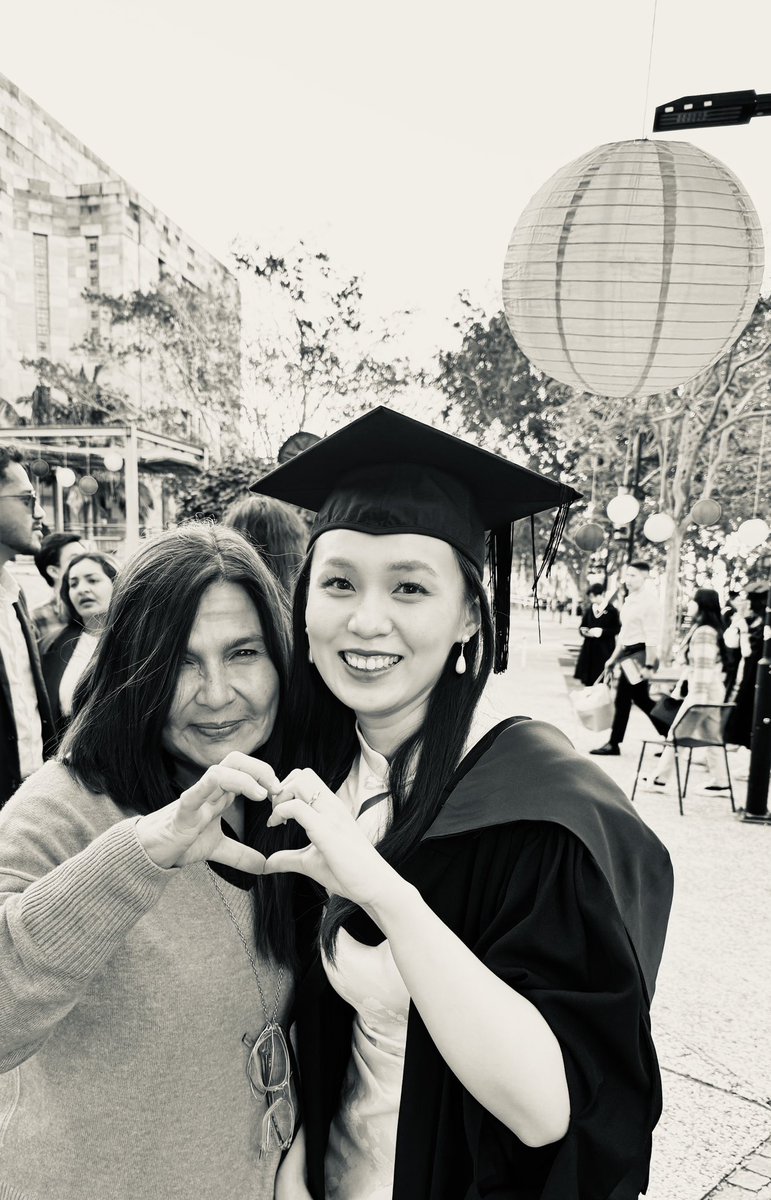 Thank you, Vicky (Laixin Zhang) for the beautiful message and pic taken on graduate day. It has been an honour to serve as a teacher and mentor during your Master of Communication studies. Keep me posted please about your achievements…I am sure good things are waiting for you!