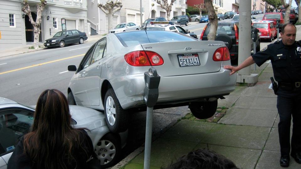 DanielAshley13's tweet photo. #NeedToPracticeMy Parallel parking https://t.co/fQ0Z5wokpw