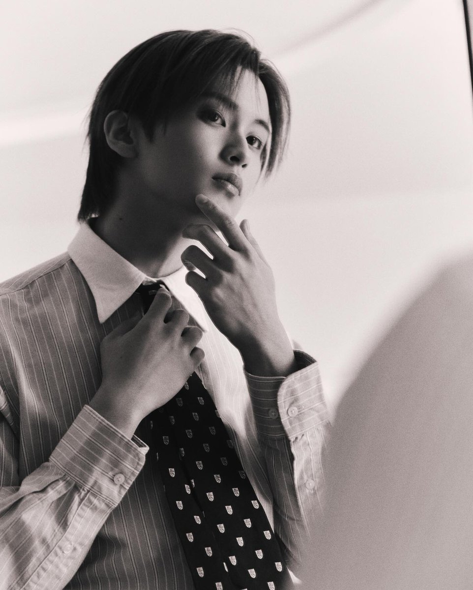 99diealone's tweet photo. เกินไปมากจริงๆๆ ;_____; หนุ่มจะ25มันขนาดนี้เลยหรอ https://t.co/6yztWcWg1q