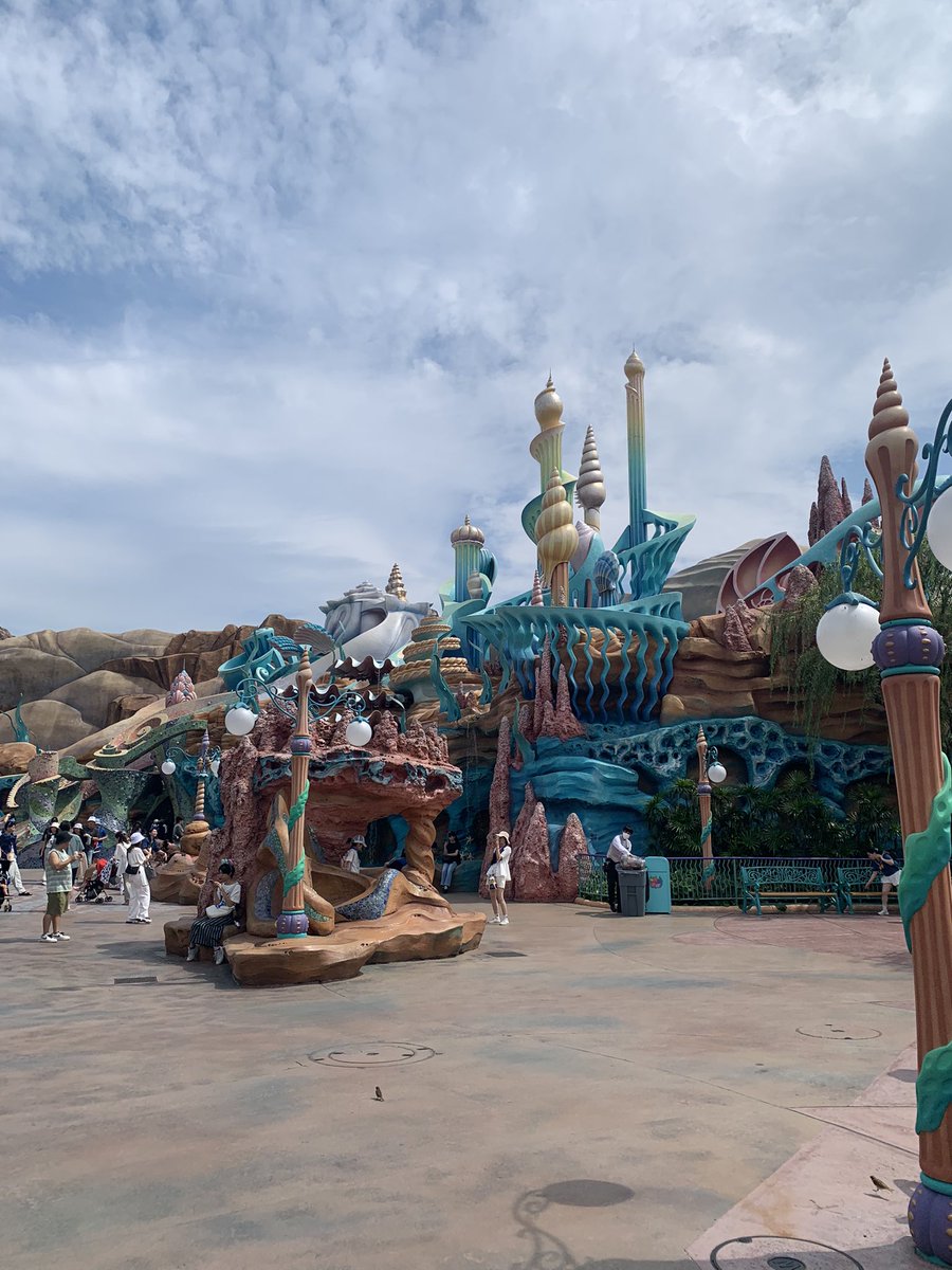 miinon129's tweet photo. DisneySea🌏

まさかこんなに早く入れるとは思ってなかったFantasy Springs🌸

映画の世界に入ったみたいで感激😌

お天気ももってよかった☀️ https://t.co/zYHzYkq4XZ