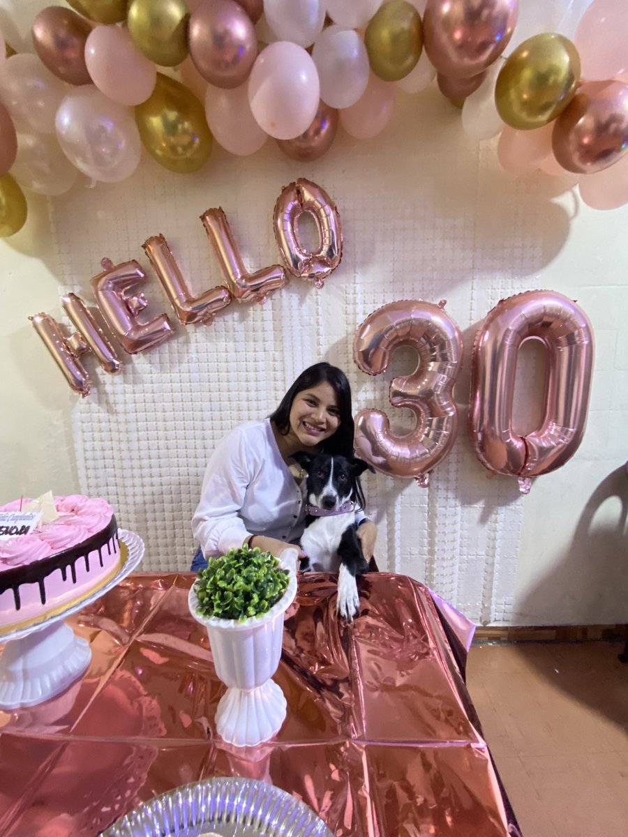 almendra9407's tweet photo. Felices #30 🥳🎂 https://t.co/8Ev6Zu7kky