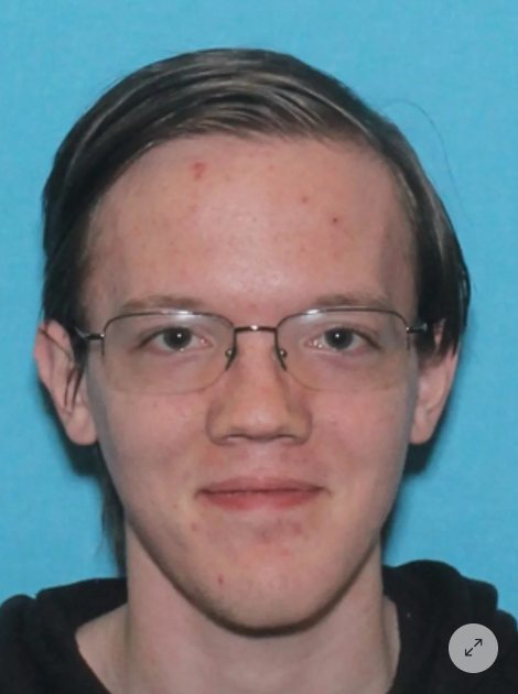 glpets's tweet photo. Trump rally shooter identified as 20-year-old Pennsylvania man https://t.co/dMMODjDv8j