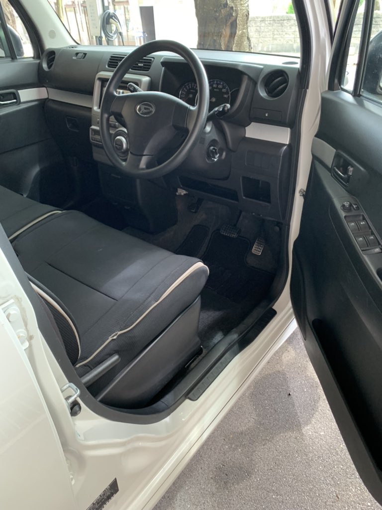 基本車は手洗い洗車
その方が気がおさまる

虫は気にしない
むしろ居ても構わない