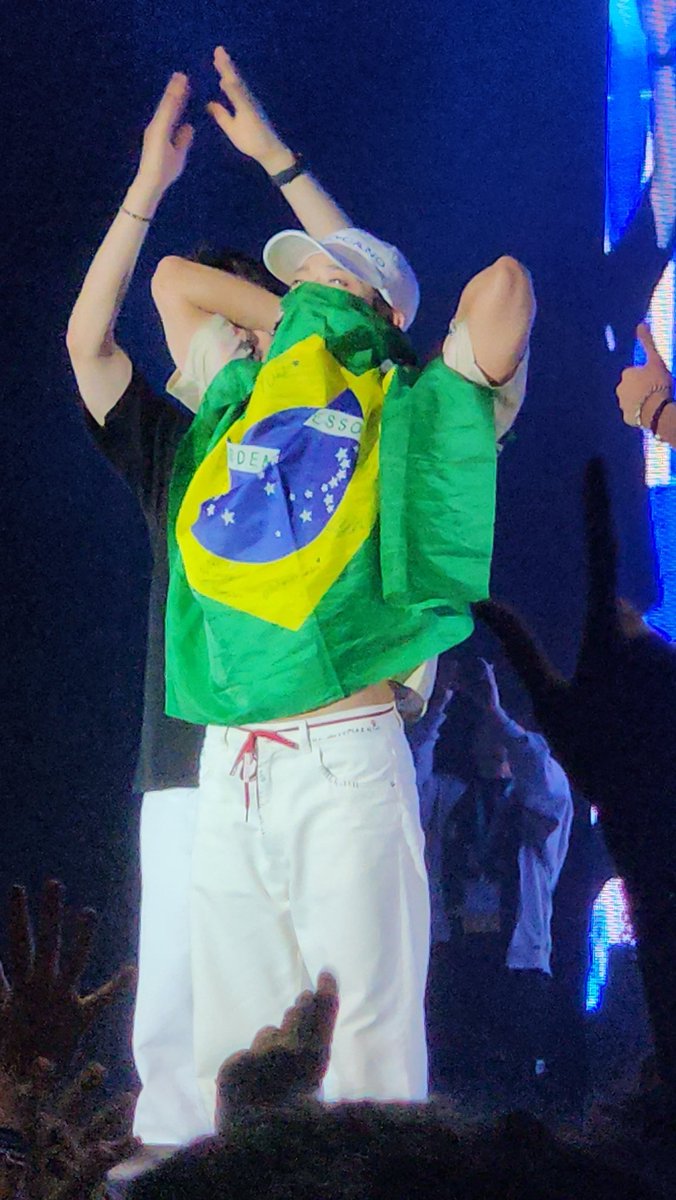 myasiaaddiction's tweet photo. EU NAO TENHO PALAVRAS PRA EXPRESSAR O QUAO PERFEITO E ENERGETICO FOI ESSE SHOW!!! 

#JUN_K #준케이 #2PM #투피엠 #2024_SUMMER_ROOM_TOUR #JunKNoBrasil #SUMMER_ROOM_TOUR #SummerRoomTour #SummerRoomTourInBrasil #JunKInBrazil #SummerRoomBrazil https://t.co/9lhPDVPSEa