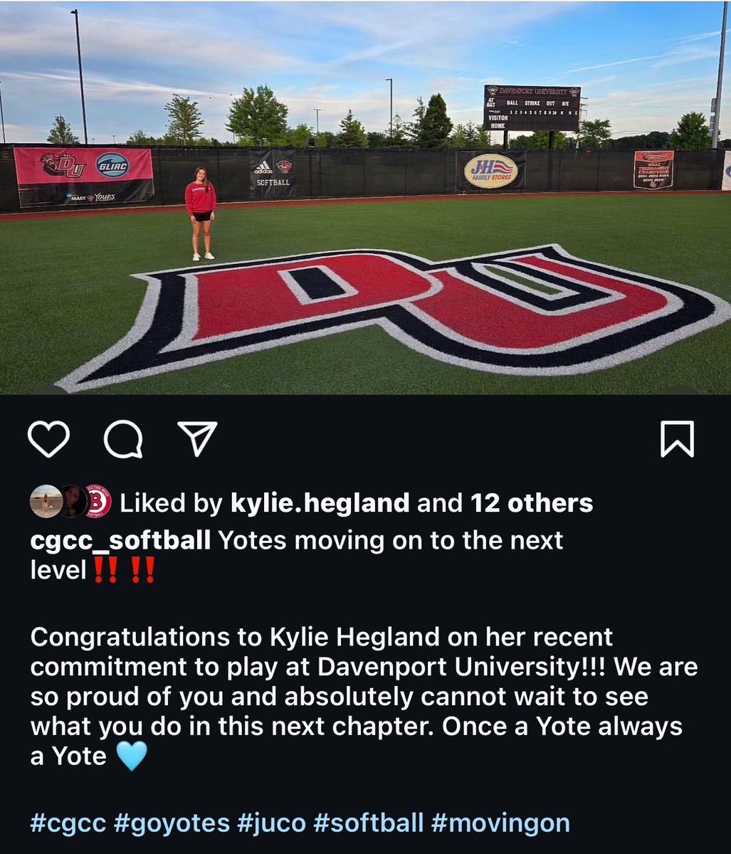 CGCC Softball tweet media