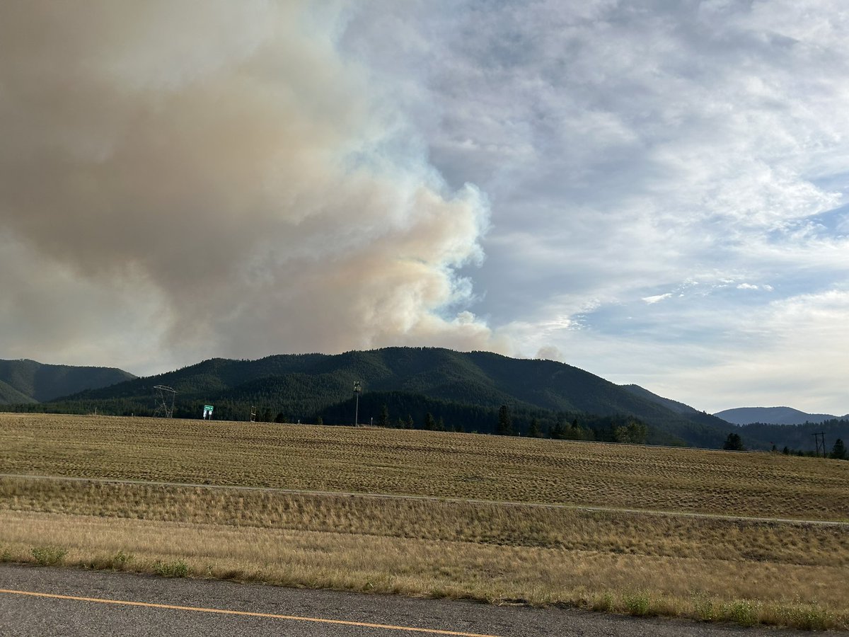 Dominic Vitiello (@dominickbjrmn) on Twitter photo 2/🧵
The cause of the fire is still under in investigation. Reports now put it at 400 acres.The Lolo National Forest Service and the <a href="/MontanaDNRC/">Montana Dept. of Natural Resources & Conservation</a> are currently fighting the fire with two helicopters, planes numerous fire engines as well as boots on the ground.
<a href="/NBCMontana/">NBC Montana</a> 2/🧵
The cause of the fire is still under in investigation. Reports now put it at 400 acres.The Lolo National Forest Service and the <a href="/MontanaDNRC/">Montana Dept. of Natural Resources & Conservation</a> are currently fighting the fire with two helicopters, planes numerous fire engines as well as boots on the ground.
<a href="/NBCMontana/">NBC Montana</a>