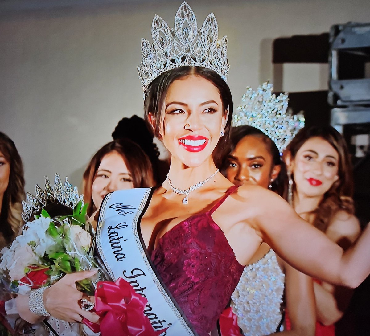 Look, ma, I just won a made-up title! 👸🏼
#secondplaceisthefirstloser
#90DayFianceHappilyEverAfter