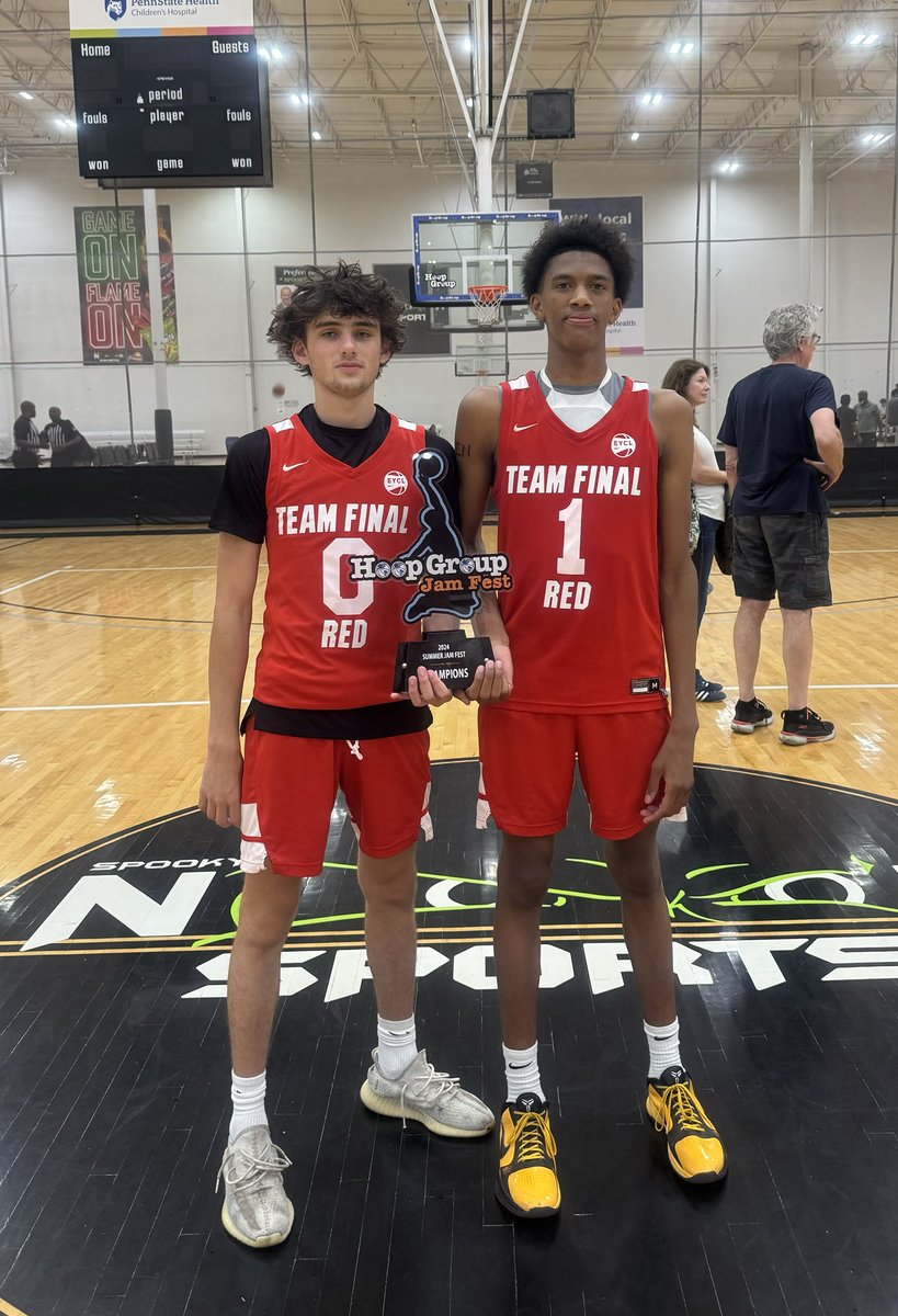 Congrats to 2026 Brady Grau ⁦<a href="/Brady_Grau/">Brady Grau</a>⁩ and his 16U Team Final Red teammates. Hoop Group Summer Jam Fest Platinum Champions 🏀🏀⁦<a href="/TheHoopGroup/">Hoop Group</a>⁩