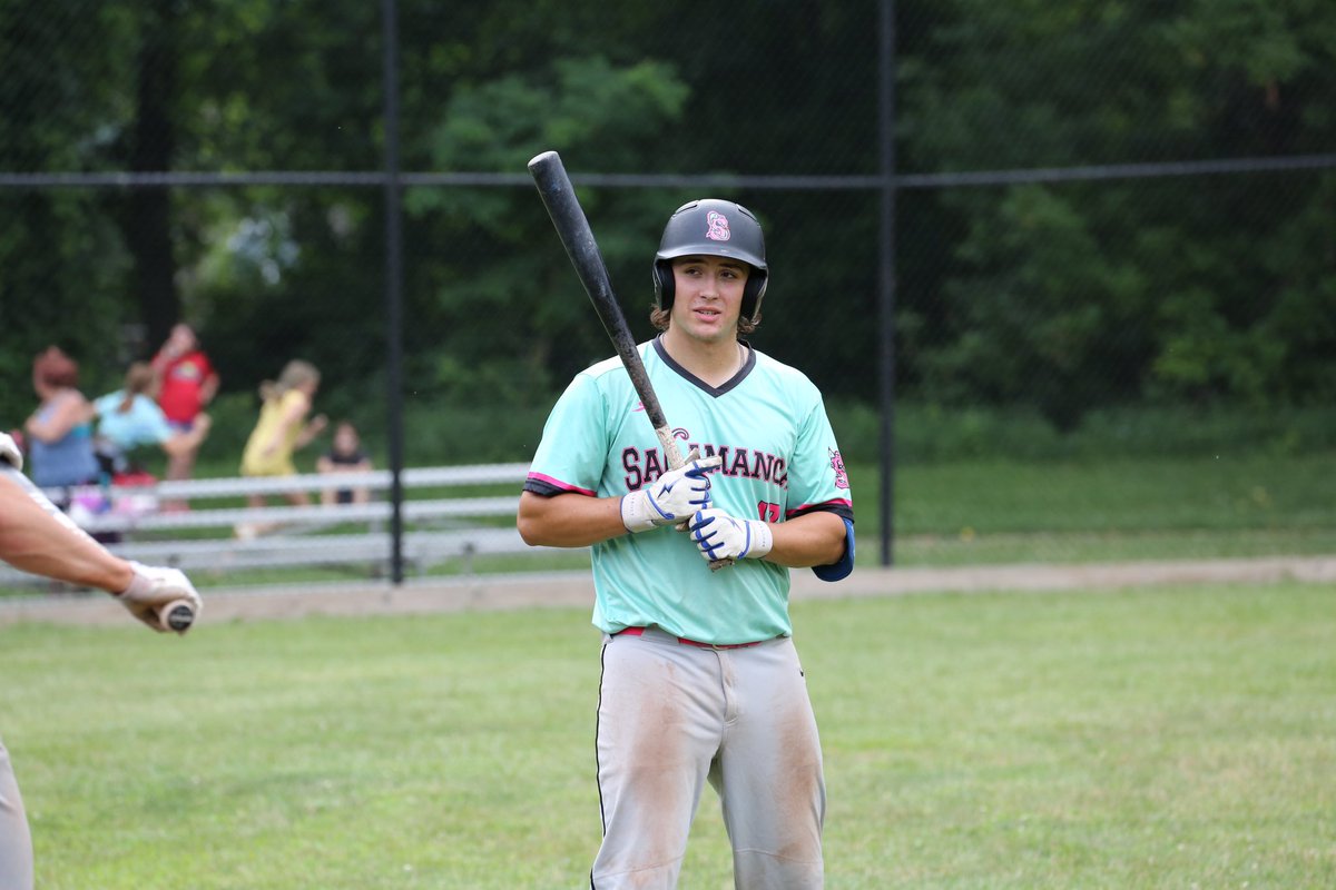 Sal_lizards's tweet photo. Lizards win! Salamanca picks up the 11-1 win over the Olean Oilers! Josh Martos fires the complete game for the victory and Anthony Snyder powers the offense with two hits and a grand slam, while Lucas Marsh adds two hits
#GetLicked https://t.co/qCKpH1ROF6