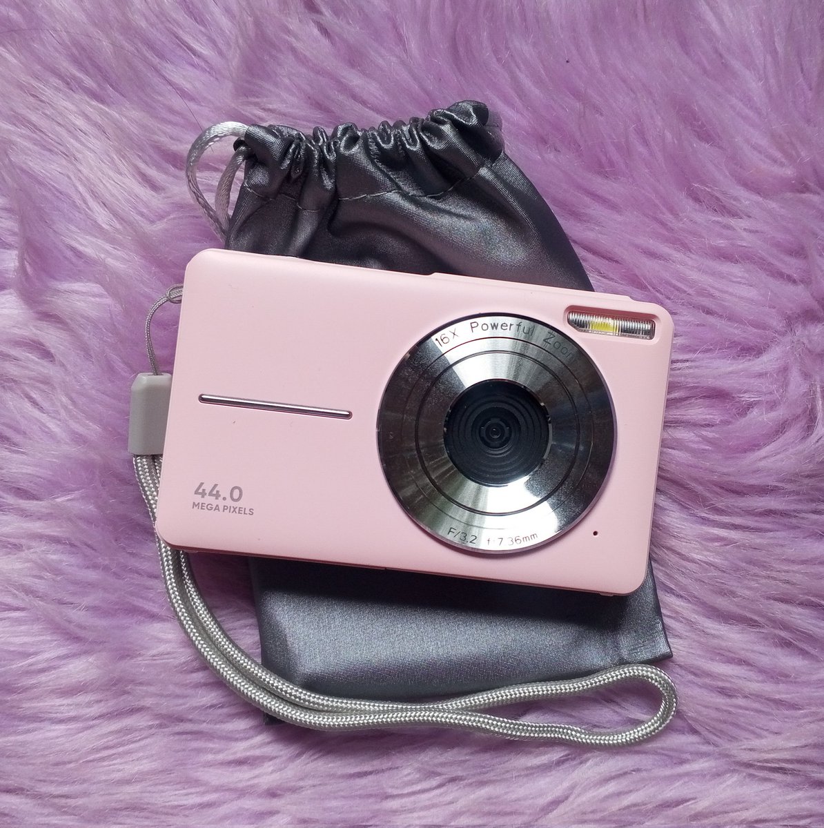 run4seeun's tweet photo. ꒰ wts lfb ph ꒱
𓂅 . .  pink digital camera
𓋰 950 pesos (900 payo) — dop is negotiable!
𓋰 brand new — no issue!
𓋰 see pic for inclus
𓋰 loc: qc, metro manila
𓋰 mod: ggx/sdd
𓋰 mop: gcash

🏷 wts lfb ph digital camera digicam https://t.co/bL9BtowART