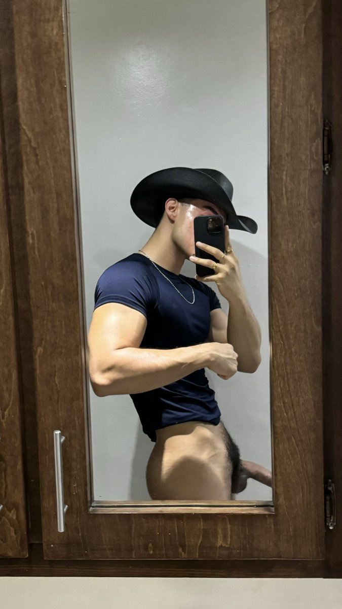 Belikong777's tweet photo. Front or back?🤠

40%OFF https://t.co/Llh9FCpAEX https://t.co/YlnEi2Ef06