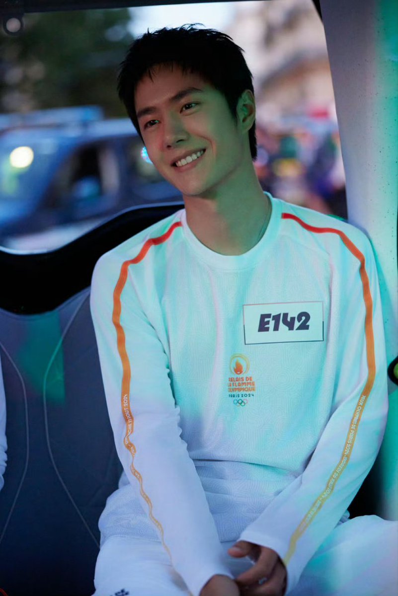 N8597N's tweet photo. แพ้รอยยิ้มน้องมาก ยิ้มที่มีความสุขสุดๆไปเลย😭😭😭
#YIBOxParisOlympics2024
YIBO OLYMPIC TORCHBEARER https://t.co/v2trdBmz5Q