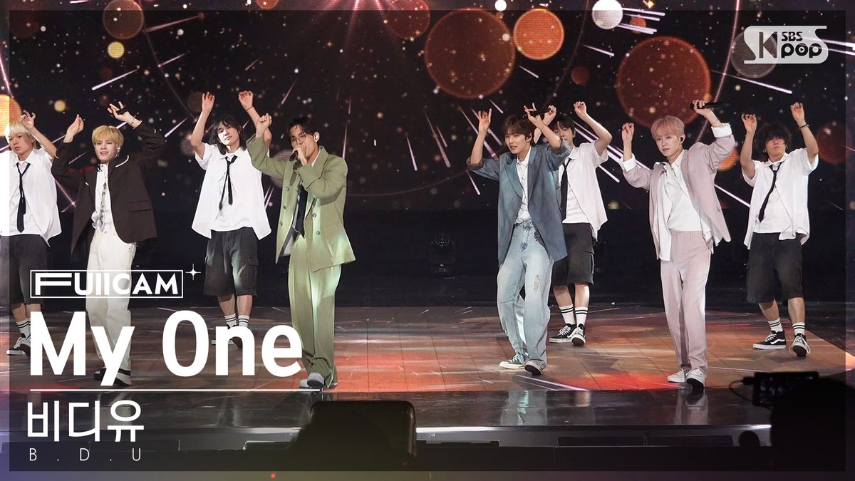 kpop_sbs's tweet image. [📽#안방1열풀캠] 비디유 – My One

#인기가요 #비디유 #BDU #MyOne @BDU4official

📌youtu.be/E26MG3O1VuU