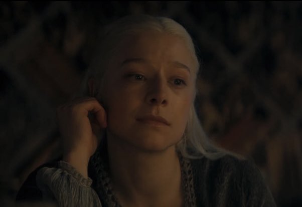 emmadarcydaily tweet picture