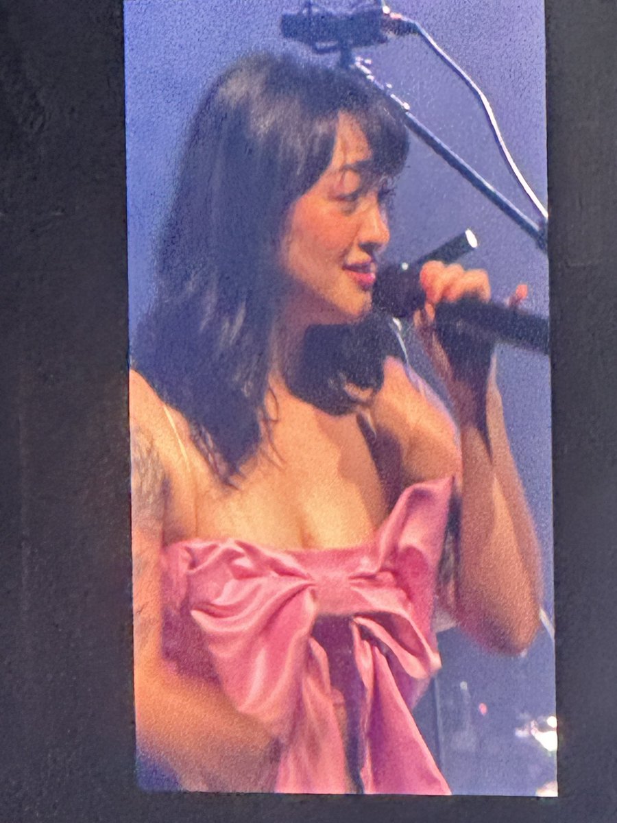 bigbroto3's tweet photo. @mxmtoon grainy photo but what an icon. Instant fan https://t.co/kSe95UO6QB