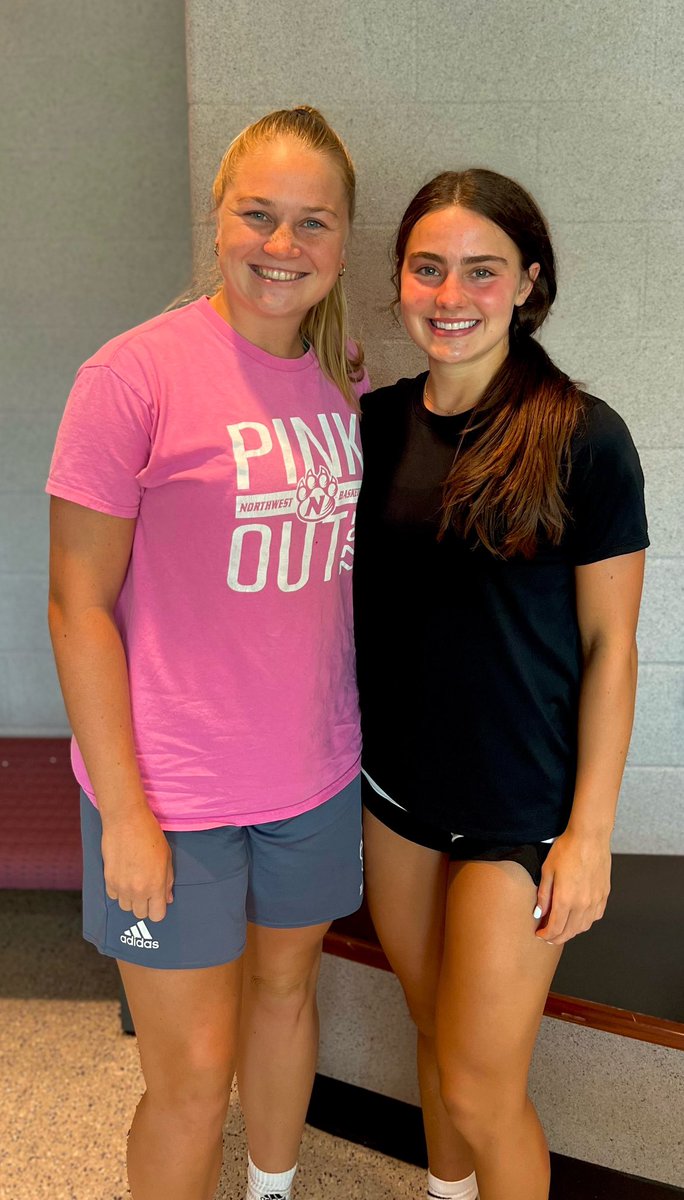 SunflowerSmack's tweet photo. Part of our “Where Are They Now?” Series…TOTO catches up w/@STAsaintsGBB Alums
•@mjhartnett44 (‘20) @nwbearcatwbb 
•@cgoodwin2023 (‘23)
@WashU_WBB 

🎙️🎙️➡️ https://t.co/qgZGEVI9kI https://t.co/DZjAb7sa9O