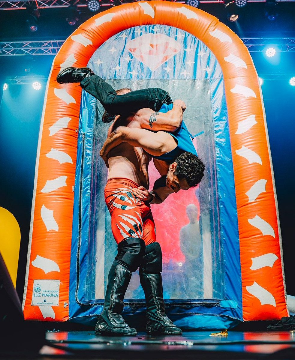 imtaylorwolf's tweet photo. 🔱GRACIAS POR TANTO
 La lucha libre me ha llevado a lugares que jamás imaginéromper barrerasmi objetivo es ser mucho más y créanme que soy inmensamente feliz, muy agradecido de @elsocias y toda la gente de @dantescomedia nos vemos pronto, exijo mi revancha
Simplemente, gracias! https://t.co/JJkV0rsrJJ