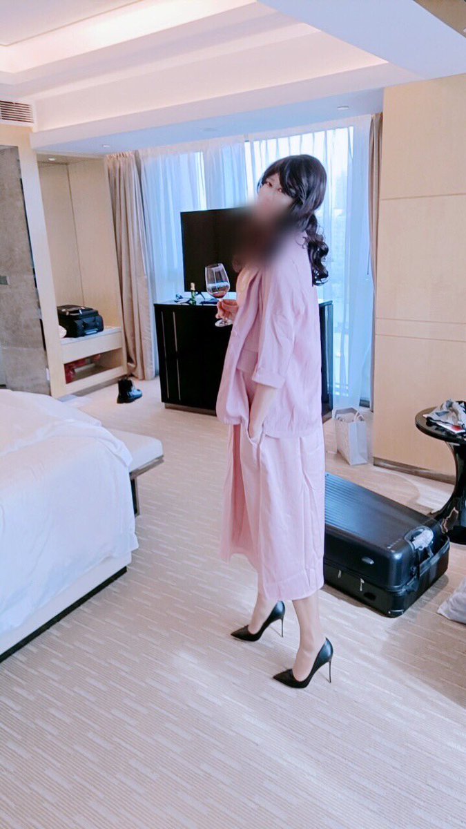 Adamche61554537's tweet photo. 加我的朋友們，我為你們感到驕傲，雖然只有一兩萬人，但也許是成熟的朋友居多，在大數據的分析下，讓一些不太好的集團注意到大家的價值，願意用五到十萬粉的價格進行推廣，或者購買帳號！但我怎麼可以濫用你們的欣賞跟信任，而讓你們有網路資安的風險！也請你們幫我轉推這一篇 https://t.co/nyR5x0rAbG