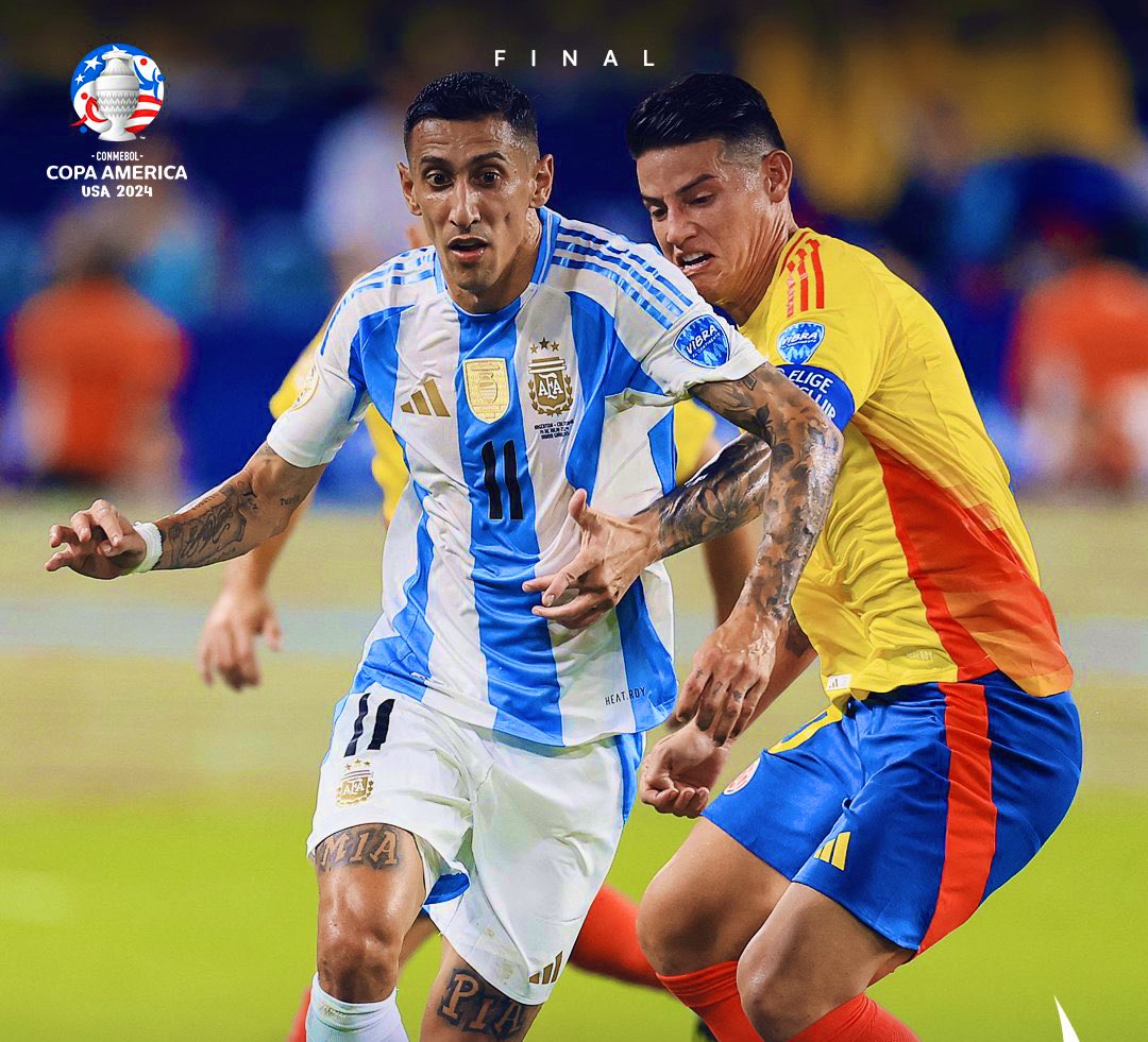 tvmaxdeportes's tweet photo. COMIENZA EL SEGUNDO TIEMPO
Argentina 🇦🇷 0-0 Colombia 🇨🇴 en la final de la copa América. #FullCopaAmerica #Fullfutbol #Copaamerica https://t.co/fRRSZYaxtJ