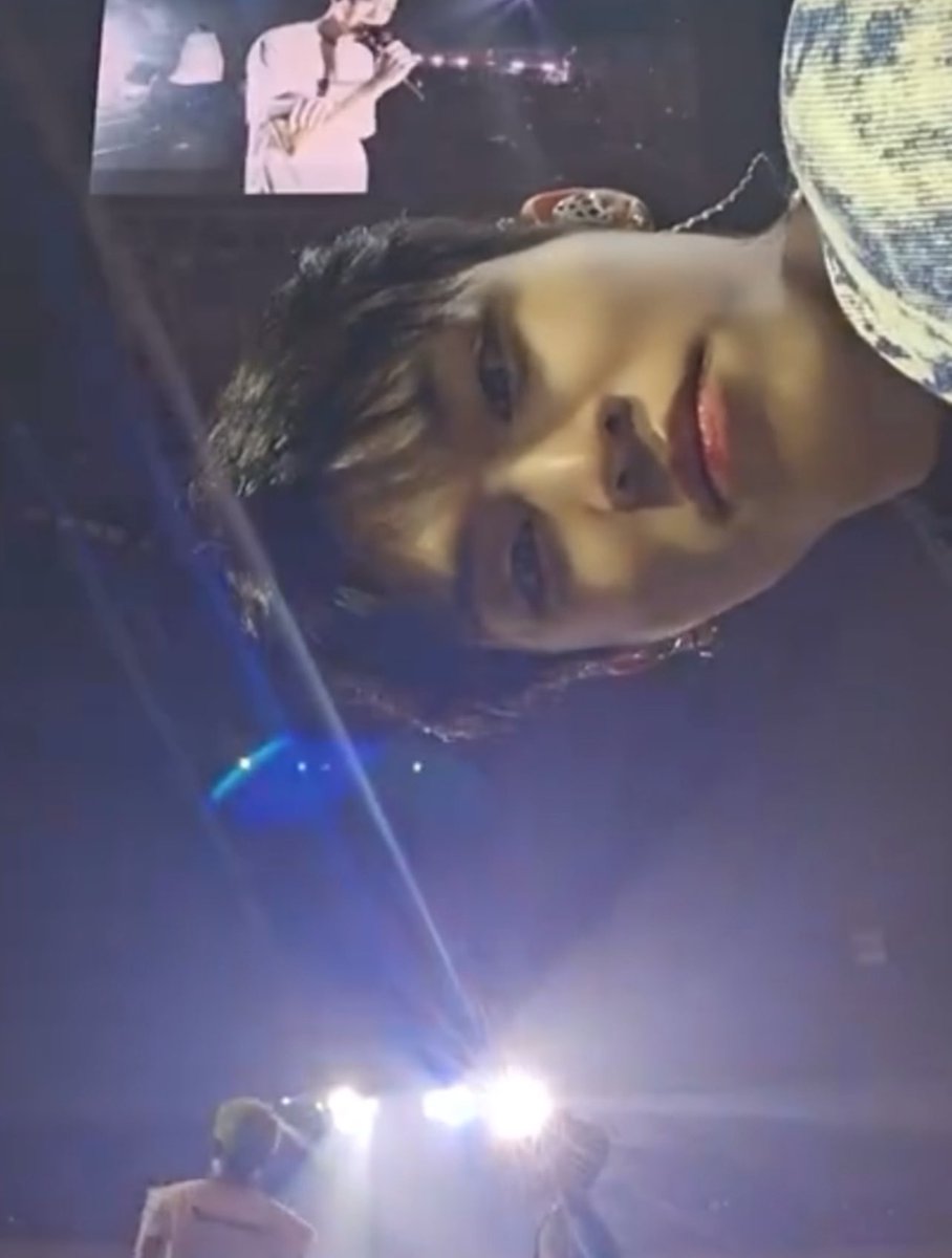 ขอน้องแอบดูกล้องหน่อยน้า 😾🐈✨💖

#박정우