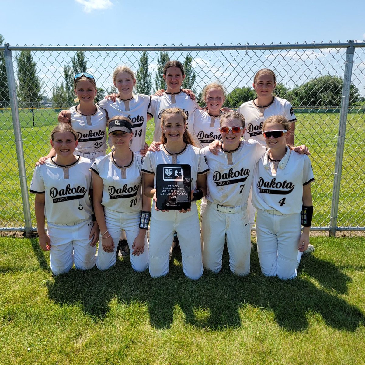 Dakota Selects Softball tweet media