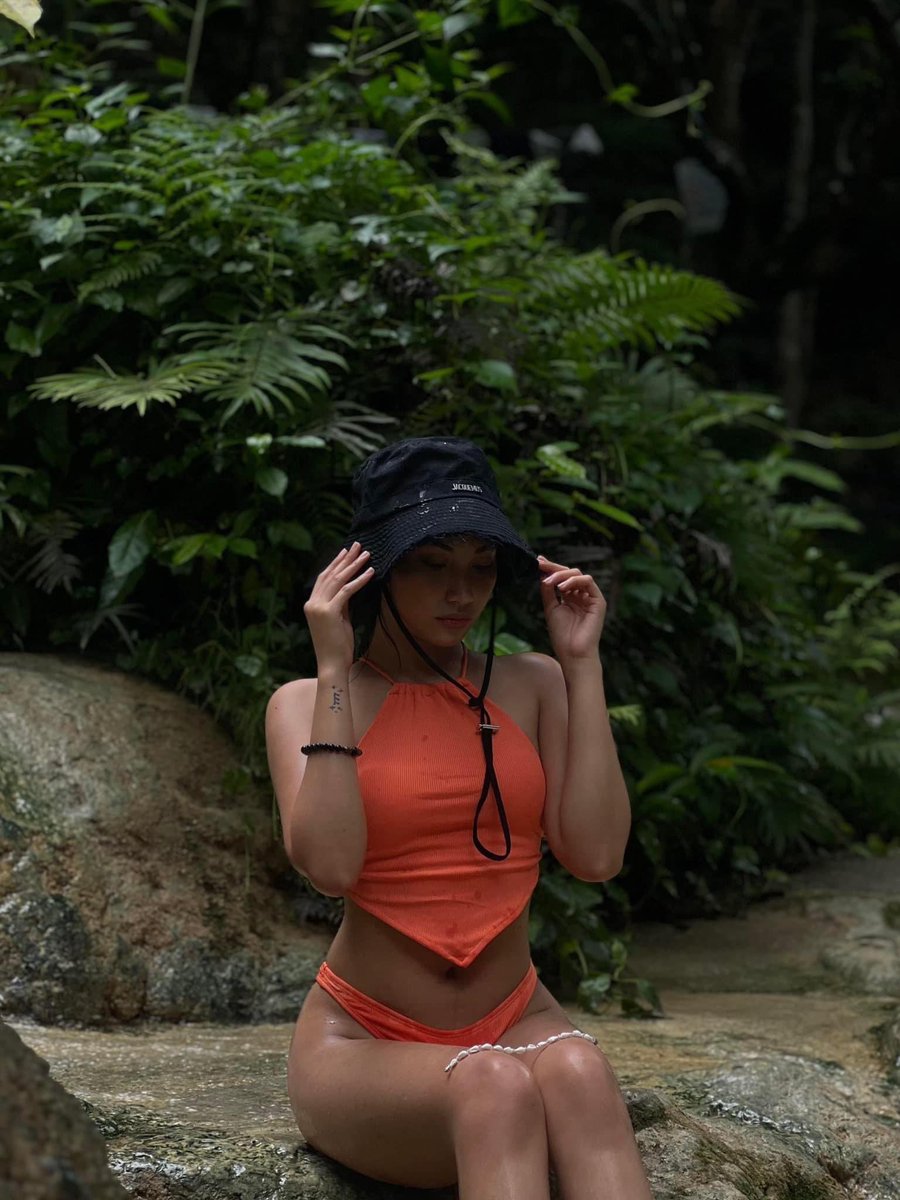 ilovebellee's tweet photo. life with nature 🧡🌱

- @belledelosrxyes https://t.co/7Adx36epdI