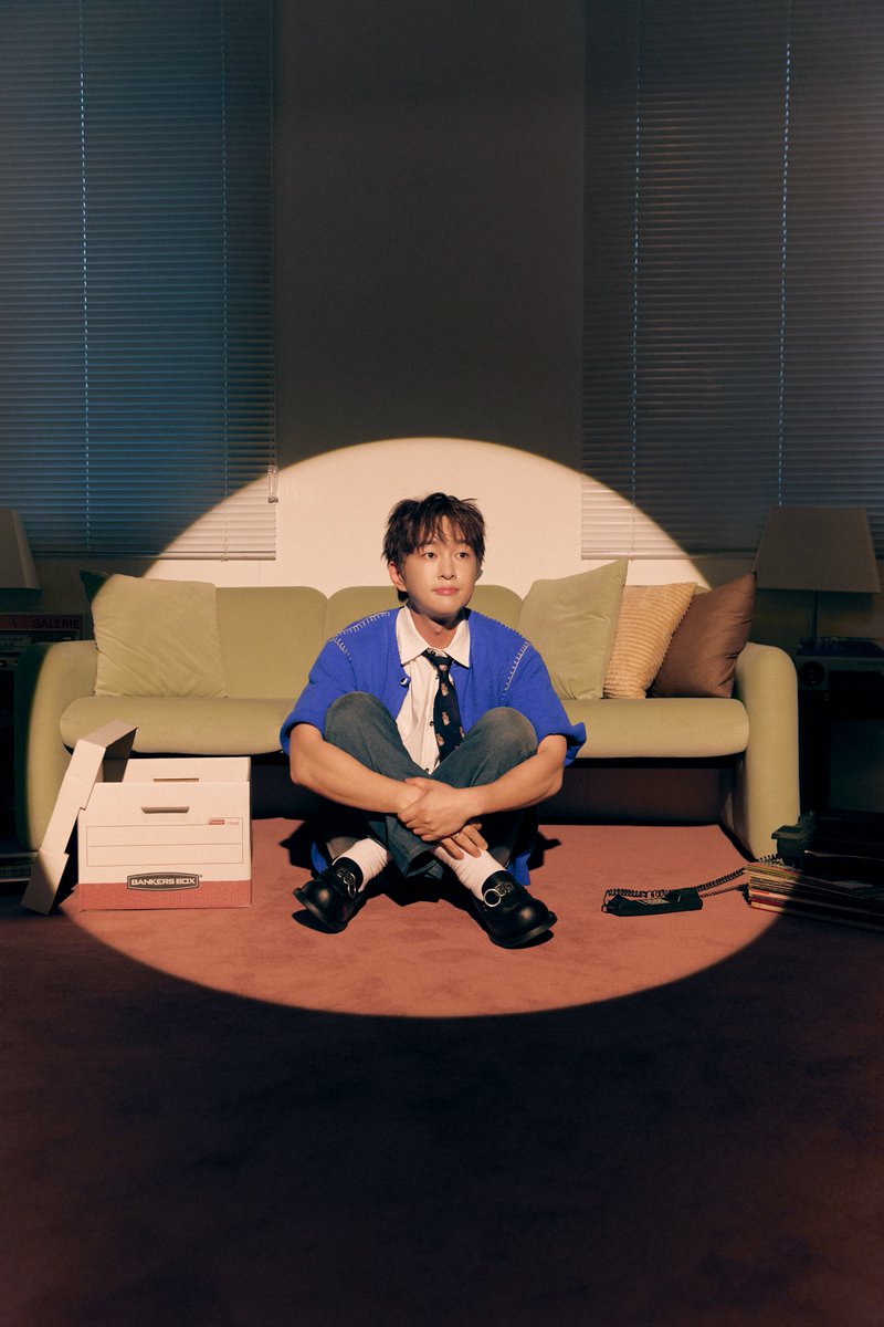 ONEW_GRIFFIN's tweet photo. ONEW '월화수목금토일' Special Clip Behind Photo

2024.07.15 6PM KST

#온유 #ONEW
#월화수목금토일 #온유_월화수목금토일 https://t.co/RtpmAbFtfO