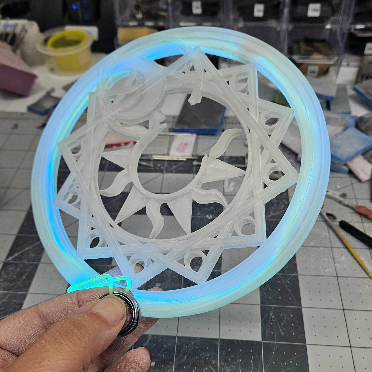 LeonasWorkshop's tweet photo. You know I like to take high risks because of the big rewards 😏
We're back in business baby!!!
#frieren #sousounofrieren #garagekit #resinkit #resinfigure #resinmodel #modelkit #modelfigure #scalekit #scalemodel #3dprinting #3dprint #3dmodel #3dprintpaint https://t.co/djGwsBFET1