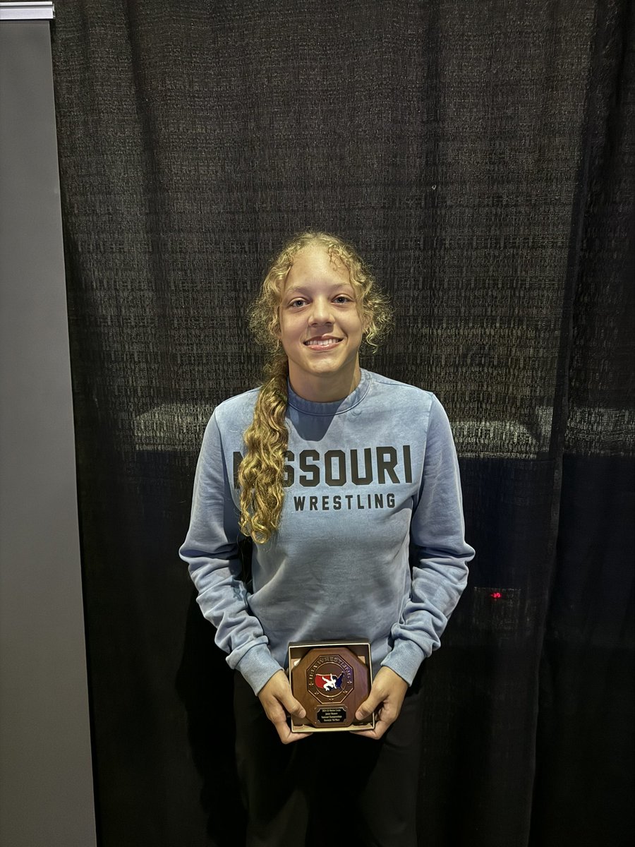 FhcGwrestling's tweet photo. Congratulations to Kailey Benson for picking up All-American honors at the USA Freestyle National Wrestling tournament in Fargo, North Dakota. She finished with a 5-2 record and took 7th place in a 100-plus wrestler bracket. She is now a two-time Fargo AA! Way to go, Kailey! https://t.co/FlIuxtLKLE