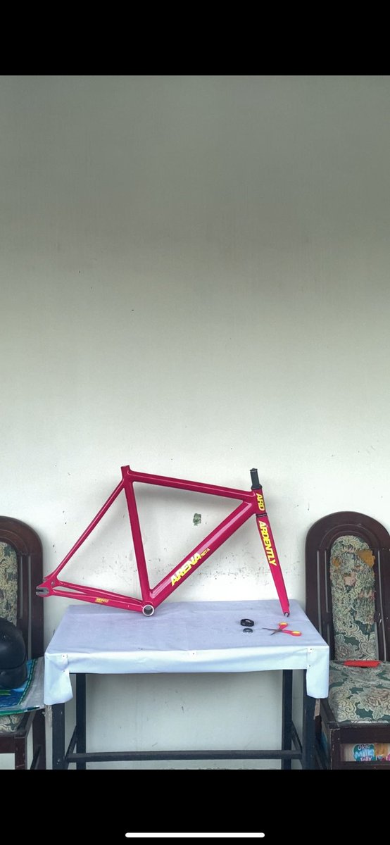 dnpresnt's tweet photo. #wts #fnjb Frameset ardently pista size M. https://t.co/PBdnCqSlKZ