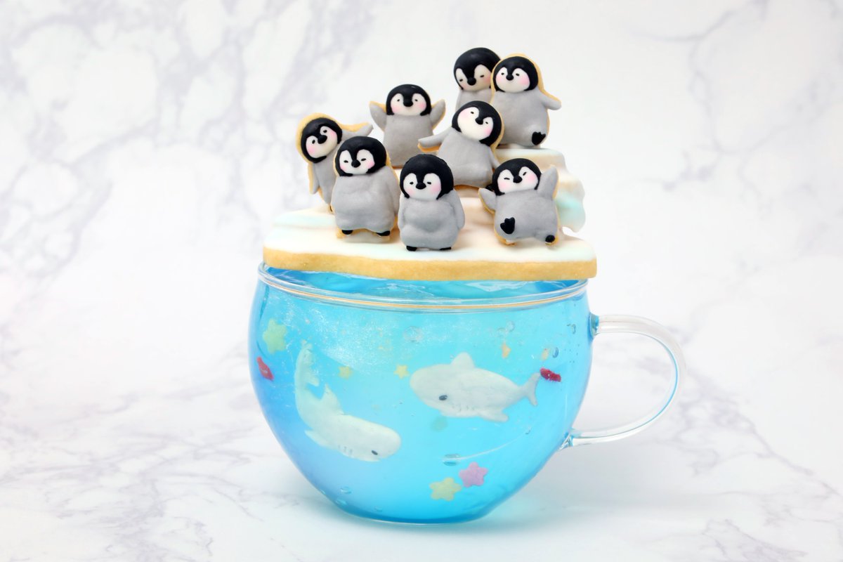 海の日 連休最終日も暑いので涼しくなるペンギンちゃんたち作りました🍨