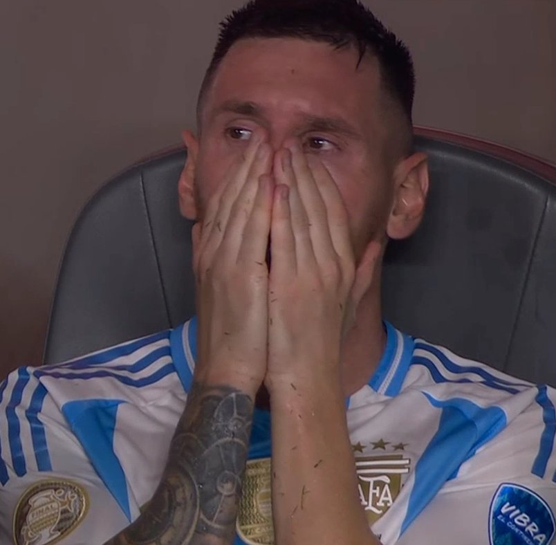 SANGREXENEIZE's tweet photo. Es el mejor de todos los tiempos y lo será hasta que la humanidad deje de existir. E igual llora. El mejor deportista de todos. No habrá NADIE igual. https://t.co/qVlfuCj1KZ