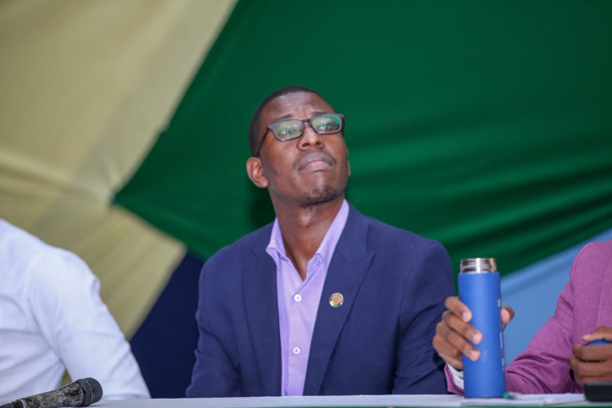 aydc2024's tweet photo. On July 12, 2024, from 11:30 AM to 4:30 PM, we hosted an incredible Youth Entrepreneurship Summit at The Technical University of Kenya. With the theme "Entrepreneurship As a Solution to Youth Unemployment," the event brought together top business leaders and passionate youth. https://t.co/LBs9giKR52